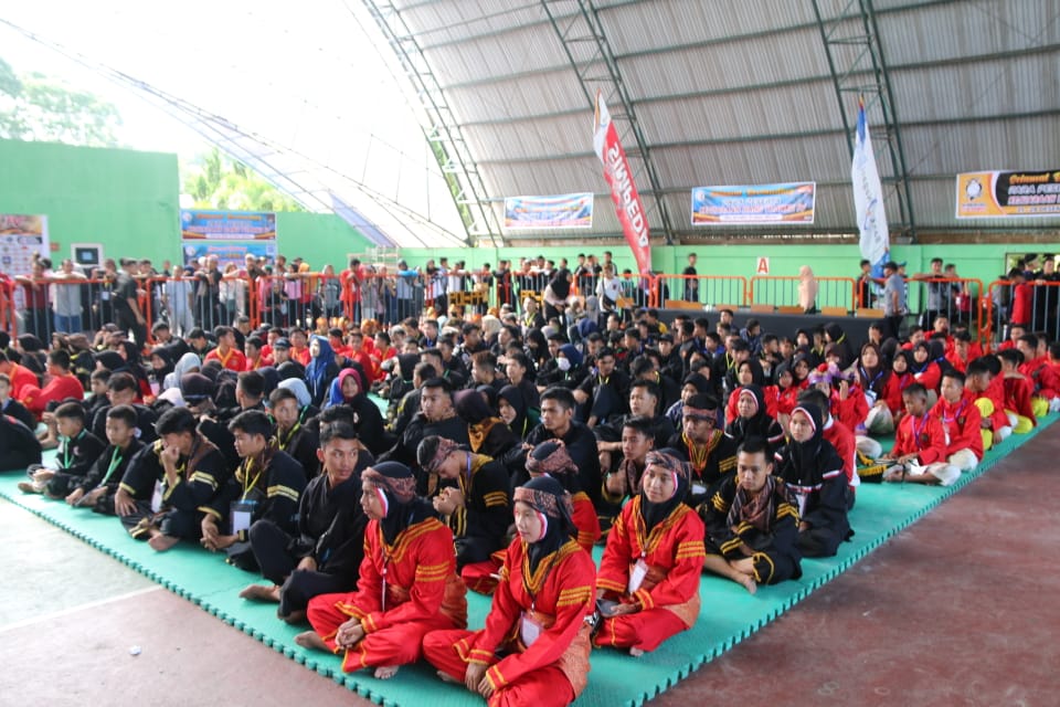 Dibuka Walikota, Bukitinggi Tuan Rumah Festival Pencak Silat Dang Tuangku Nusantara ke IV 1