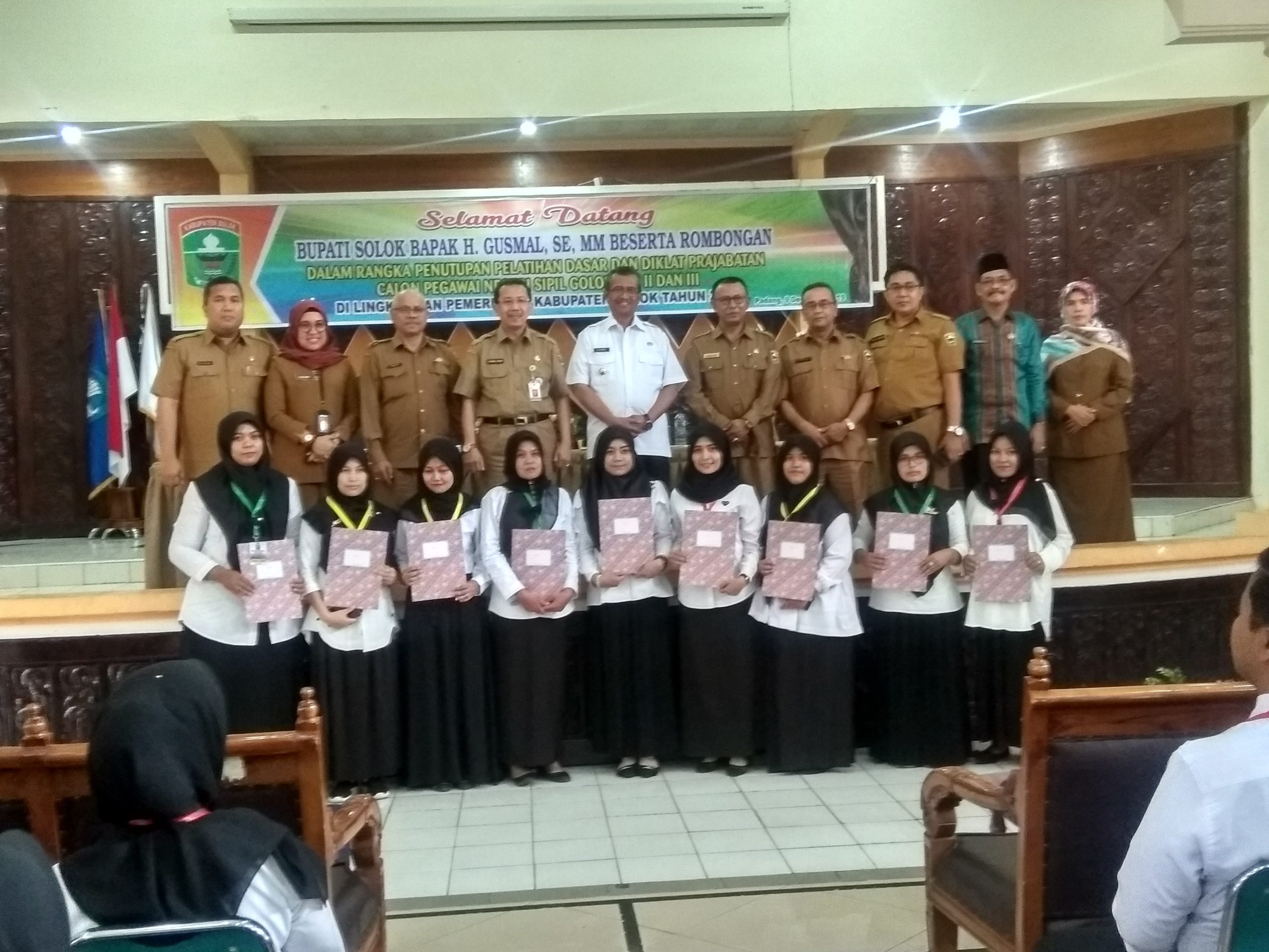 Peserta Terbaik Latsar dan Diklat Prajabatan Diumumkan, Bupati Solok Ajak CPNS Tingkatkan Loyalitas 2 Latsar scaled