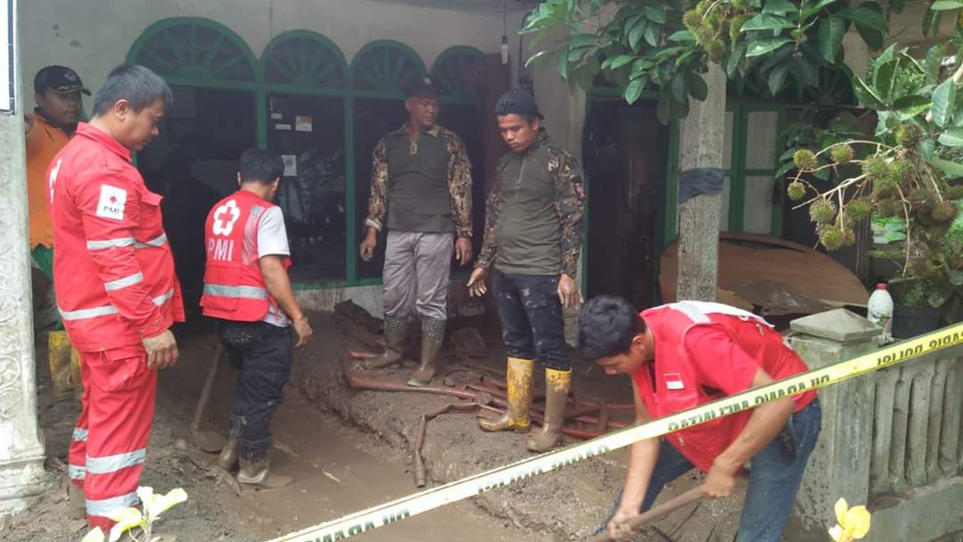 Wabup Tanah Datar Tinjau Penanganan Galodo di Malalo 3 0155 malalo b