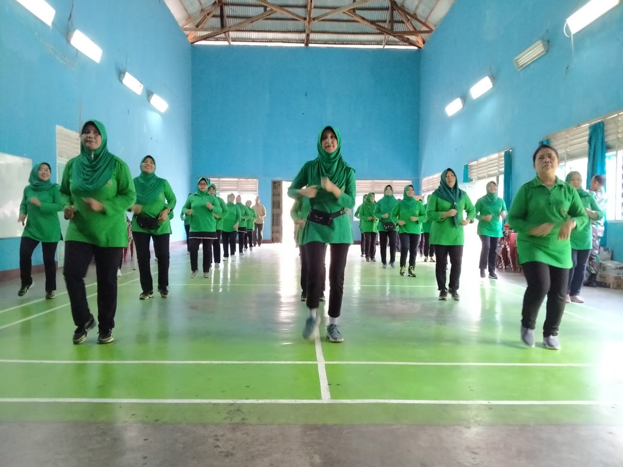 Persit KCK Sijunjung Lakukan Kunjungan Kerja ke Talawi 2 05 persit a