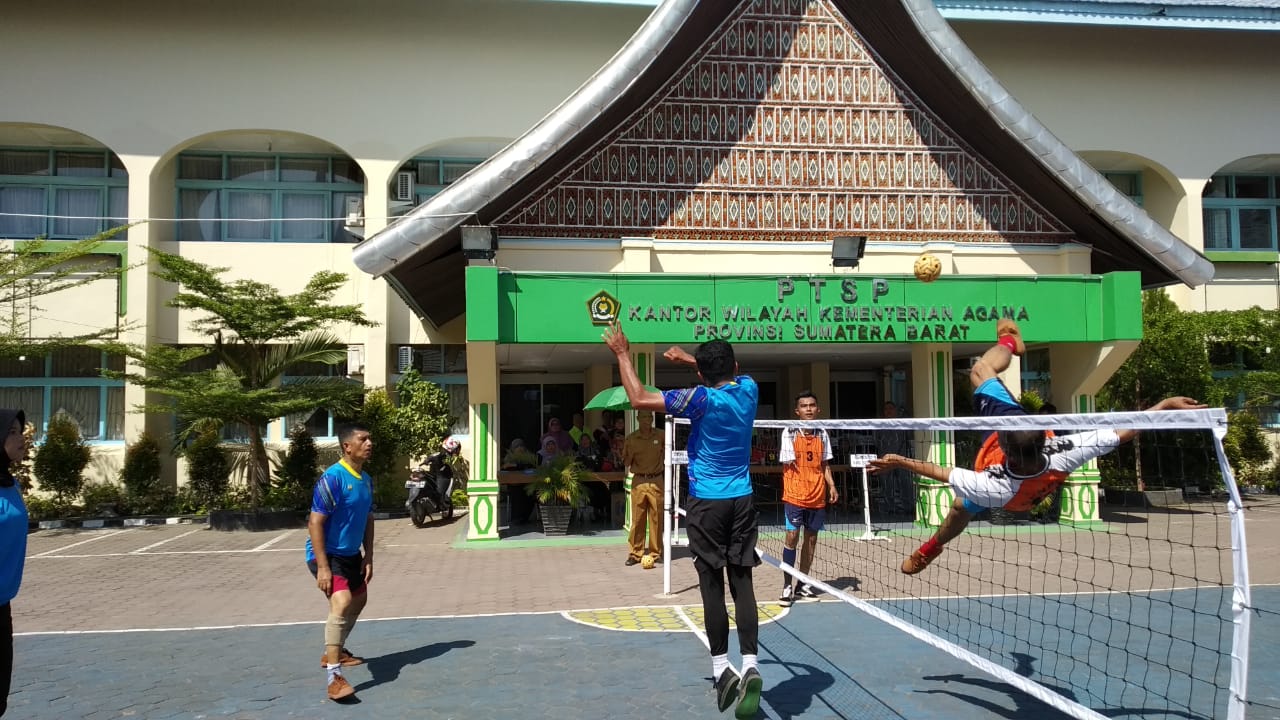 Tundukan Padang Pariaman, Tim Takraw Kab. Solok Melaju Ke Babak Berikutnya 2 060 takraw b