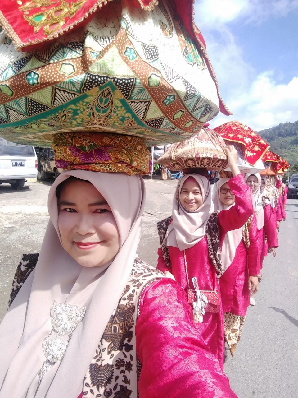 Serah Terima Aset, Bundo Kanduang Arak Wali Nagari Aie Batumbuek 2 bundo kanduang
