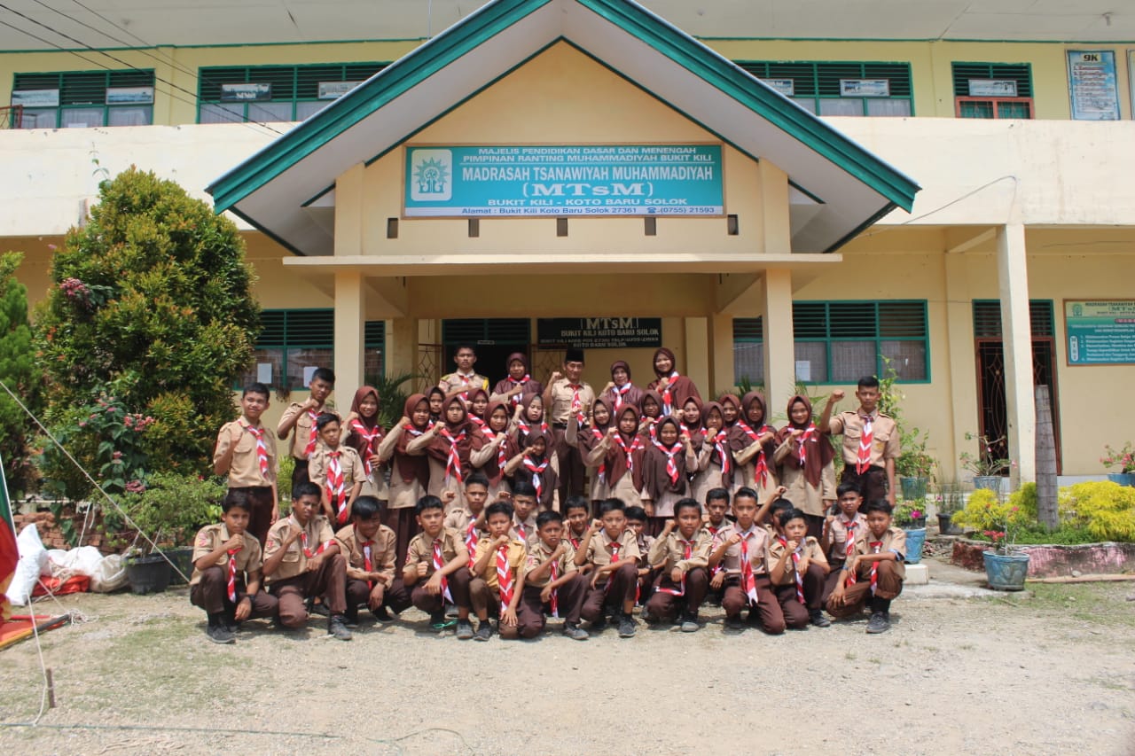 Bersama Satprakoja Persami MTsM Bukit Kili Berlangsung Sukses 2 094 persami b