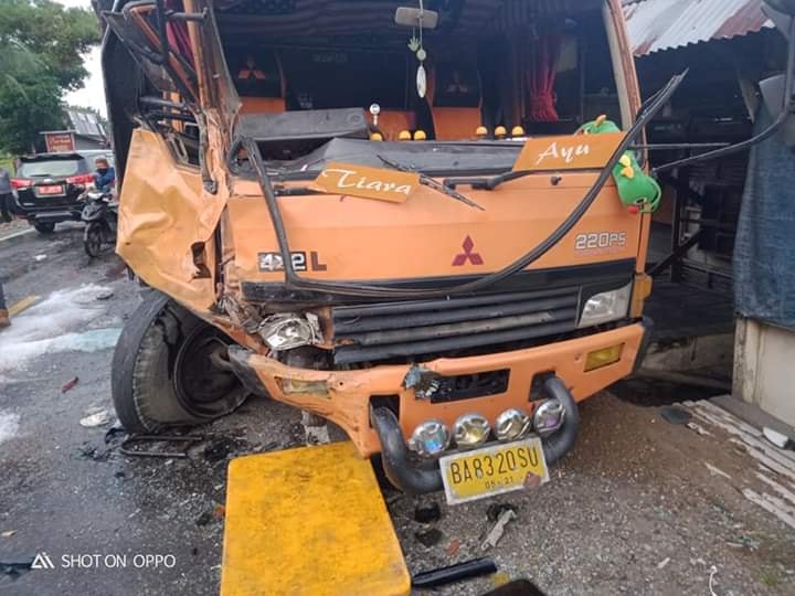 Olah TKP Kecelakaan Maut di Kayu Tanam, L300 Hilang Kendali 3 tkp