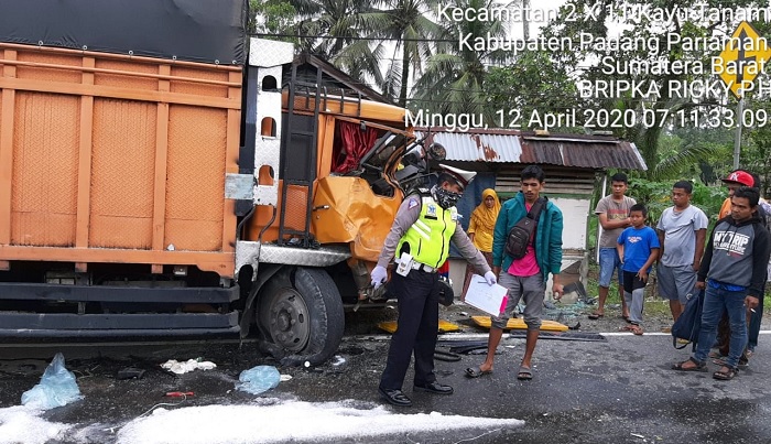 Olah TKP Kecelakaan Maut di Kayu Tanam, L300 Hilang Kendali 4 tkp