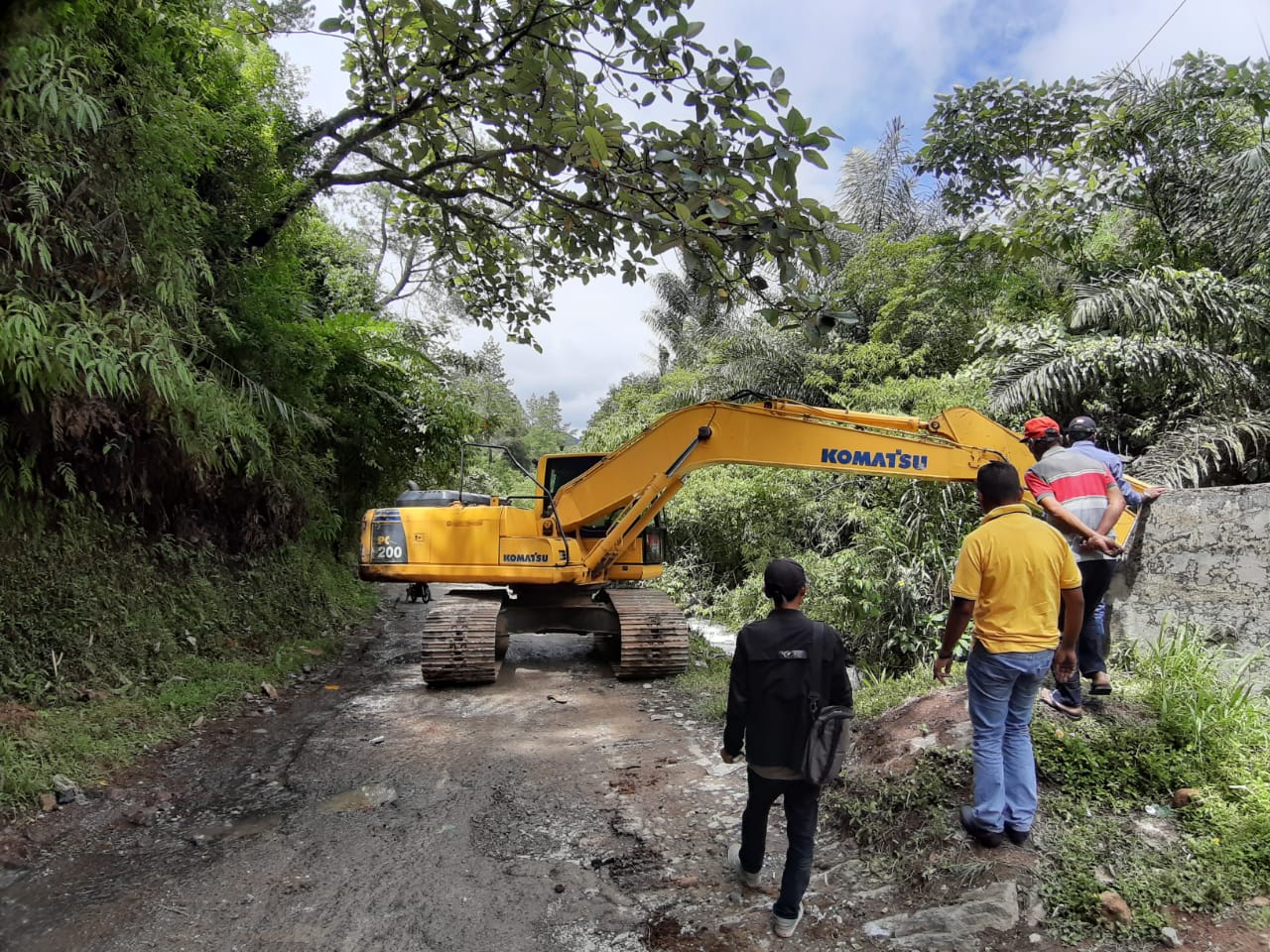 Dinas PUPR Kab. Solok Keruk Batang Gumanti 2 solok