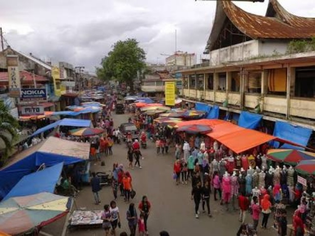 Mulai Hari Ini, Pasar Raya Padang Ditutup untuk Lima Hari ke Depan 1 pasar raya
