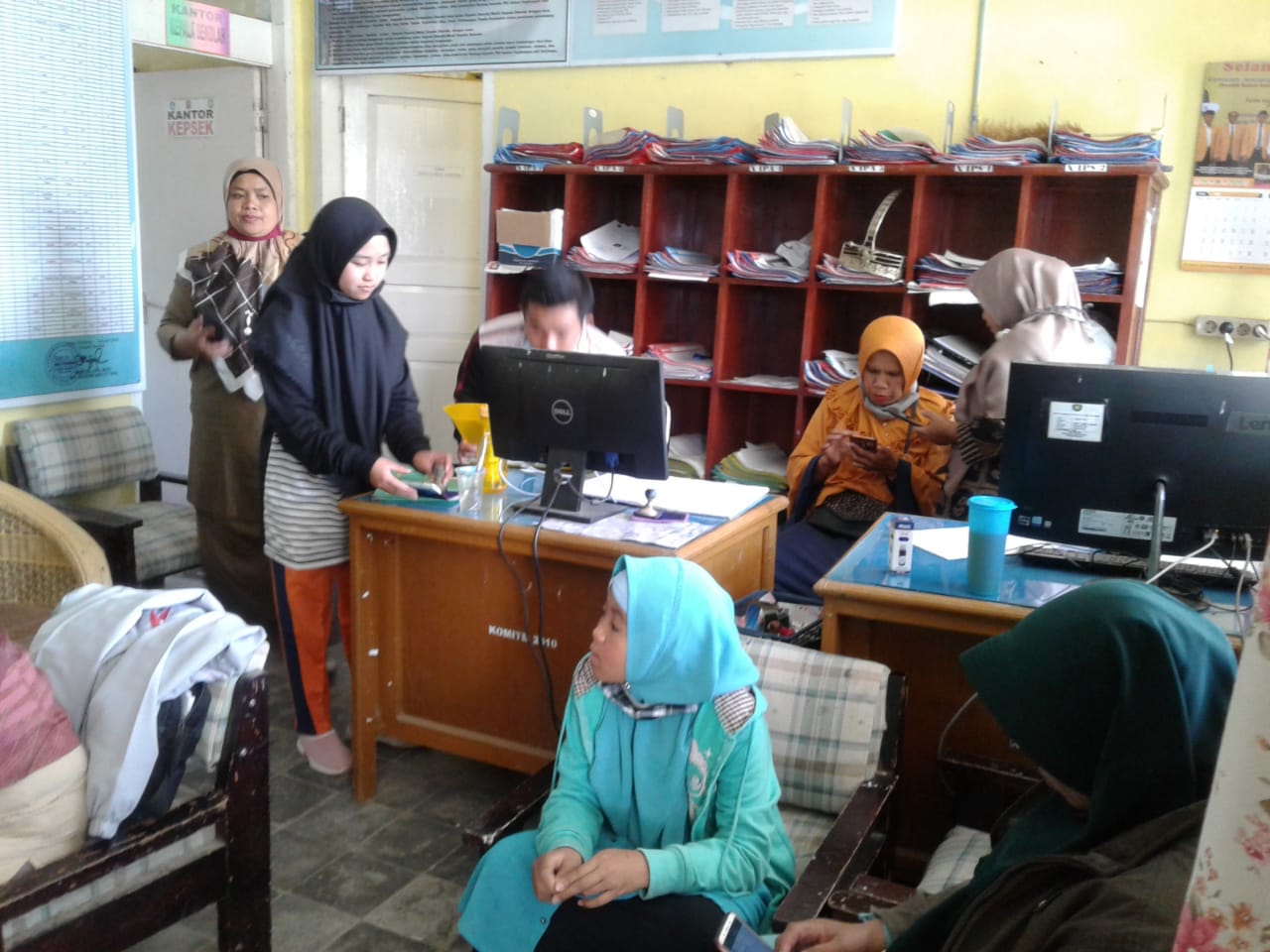 Sistem Error, PPDB Online Sumbar Bermasalah, Calon Siswa Panik 2 sistem