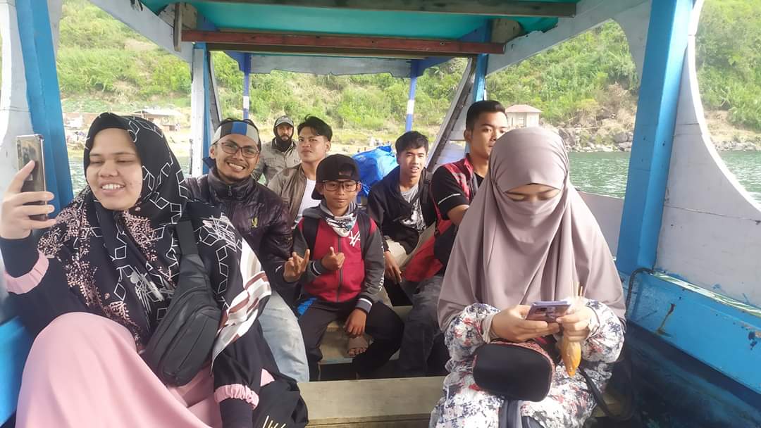 Camping, Cara Lain Menikmati Indahnya Danau Talang Kab. Solok 5 camping
