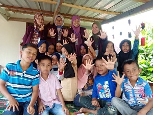 Mahasiswa KKN UIN IB Gerakan Gemar Membaca di Kampus Nagari Sulit Air 4 gemar