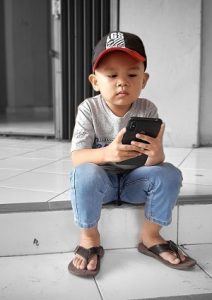 077 ponsel b