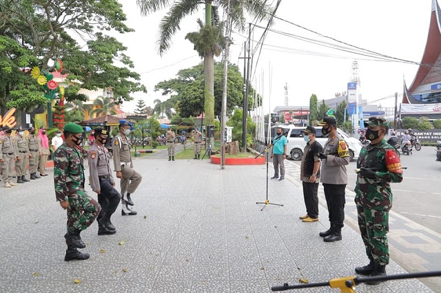Sosialisasi Perda Adaptasi Kebiasaan Baru, Pjs Wako Pimpin Apel Gabungan 4 sosialisasi