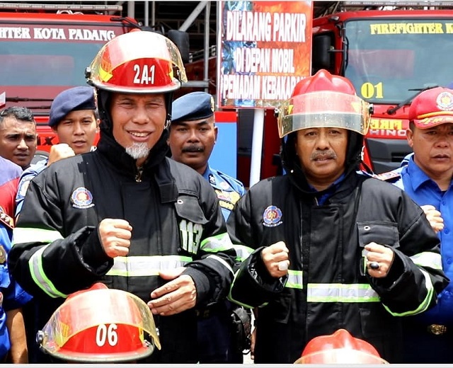 Berperan Cegah Covid-19, Damkar Padang Dipuji Walikota