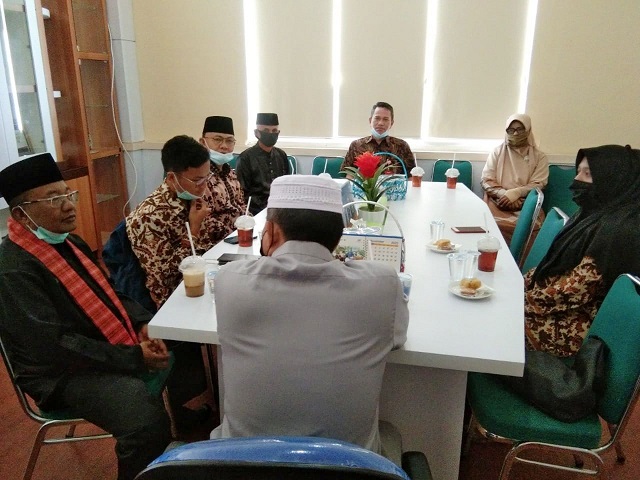 Bertemu Sekda, Yunia dan Asraldi Jadi Kebanggaan Dharmasraya 2 Bertemu Sekda, Yunia dan Asraldi Jadi Kebanggaan Dharmasraya