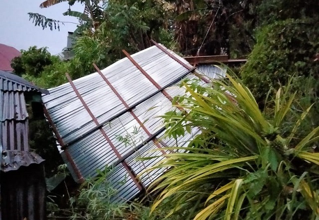 Angin Kencang Rusak 4 Rumah Warga Kab. Solok di Salayo dan Koto Sani 2 Angin Kencang Rusak 4 Rumah Warga Kab. Solok di Salayo dan Koto Sani