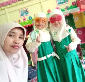 Kolom, Ajaklah Anak Mandiri Sejak Dini 2 035 paud tn datar b