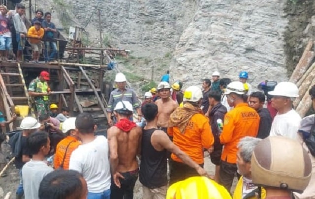 5cc6fee5-c80b-4e82-bcbd-8884978381a5 10 Pekerja Meninggal pada Ledakan Tambang Batu Bara di Sawahlunto, Berikut Data Korban