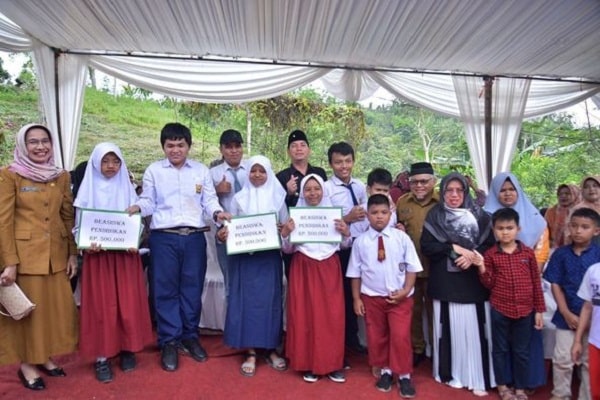 Wali Kota Sawahlunto Deri Asta Resmikan Surau Athfal Al-Jannah 1 wali