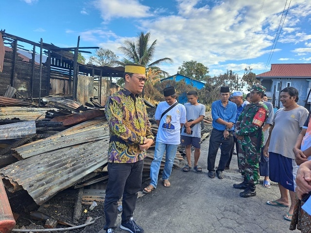 0154 komite iii malinau Ketua Komite III DPD RI Hasan Basri Kunjungi dan Salurkan Bantuan Korban Kebakaran Pasar Induk Malinau