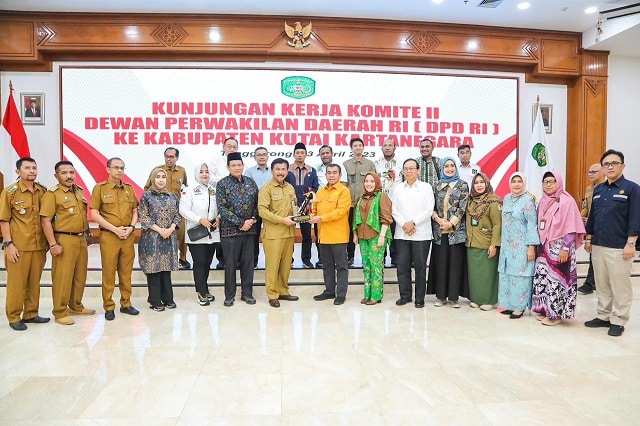 022 komite ii Komite II DPD RI Kunker Pengawasan UU 18/2013 di Kutai Kartanegara