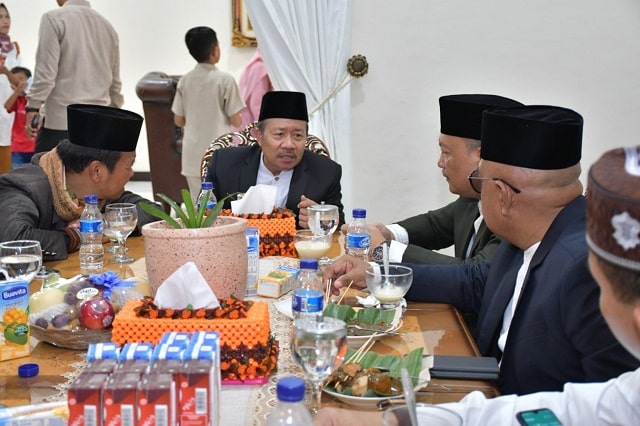Open gelar