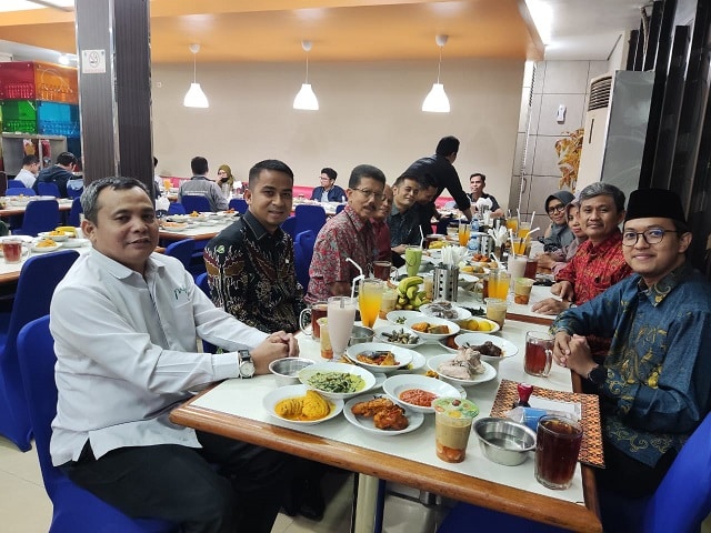 0282 haji madinah beasiswa c