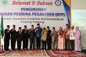 Ketua PW Muhammadiyah Sumbar resmi Kukuhkan BPP Pondok Pesantren Kauman Padang Panjang 1