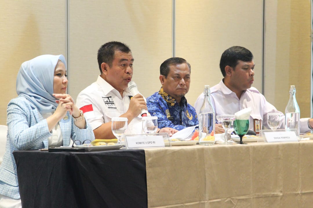 0132 komite ii Komite II DPD RI melakukan rapat kerja dalam rangka advokasi menindaklanjuti aspirasi petani terdampak Bendungan Margatiga di Kabupaten Lampung Timur Provinsi Lampung.