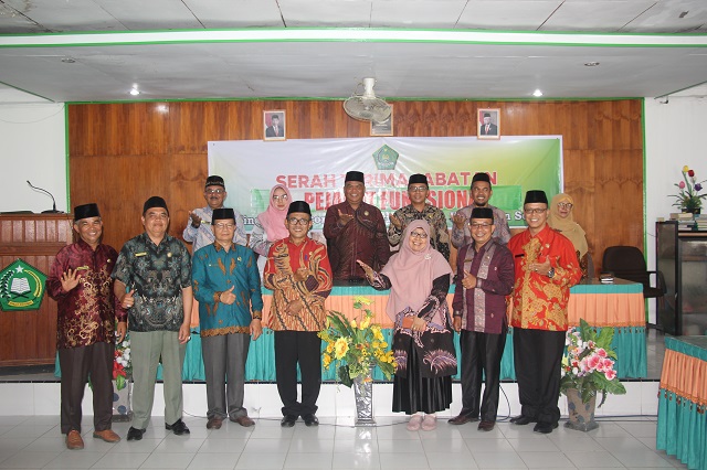 Sertijab 6 Kepala Madrasah, Ini Pesan Kakan Kemenag Kab. Solok 2