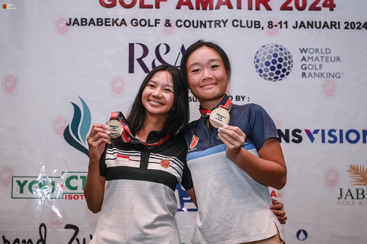 Dari Hobi jadi Prestasi, Mahasiswi UPER Ini Raih Kejuaran Golf Nasional! 1