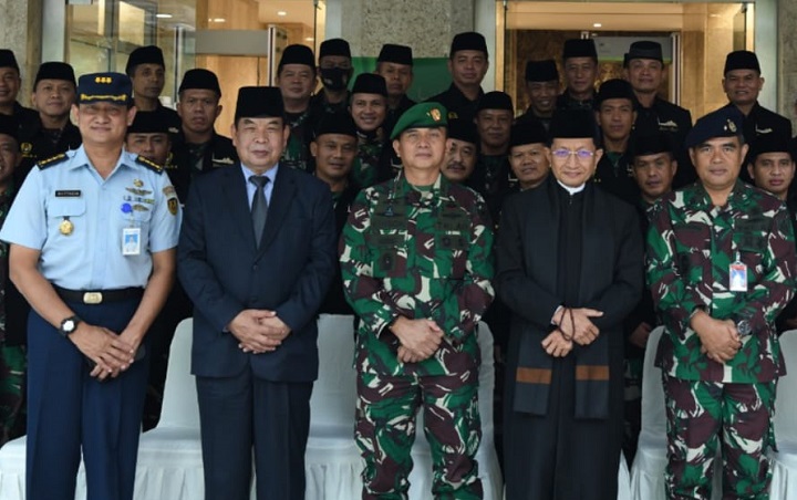 Kol (Sus) H.Muttaqin, Perwira TNI AU Ketua IKA MTsN Koto Baru Solok 1