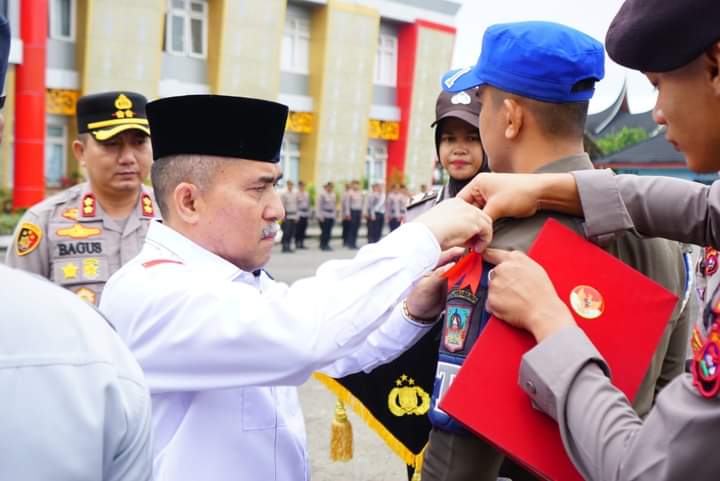 Dihadiri Sekda, Polres Dharmasraya Gelar Apel Pasukan Pengamanan Lebaran 1445 H 2 Gelar
