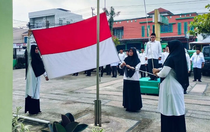 photo_6221868244541749783_y Kakan Kemenag Bacakan Sambutan Menkominfo, Upacara Peringatan Harkitnas di Kemenag 50 Kota Khidmat