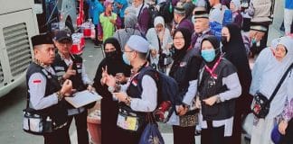 1 Wafat, Keharuan Warnai Keberangkatan Jemaah Haji Padangpanjaneg Menuju Madinah
