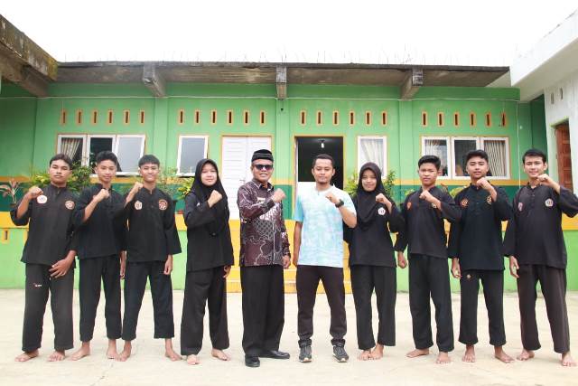 Dua Siswa MTsN 6 Limapuluh Kota Lolos Seleksi Pra Popnas Tahun 2024 2 WhatsApp Image 2024 06 06 at 13.43.28