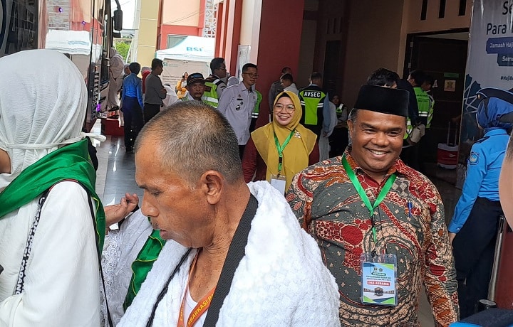 01601 haji solok 01 a Operasional Haji 2024 Selesai, Kakan Kemenag Kab. Solok Apresiasi Semua Petugas