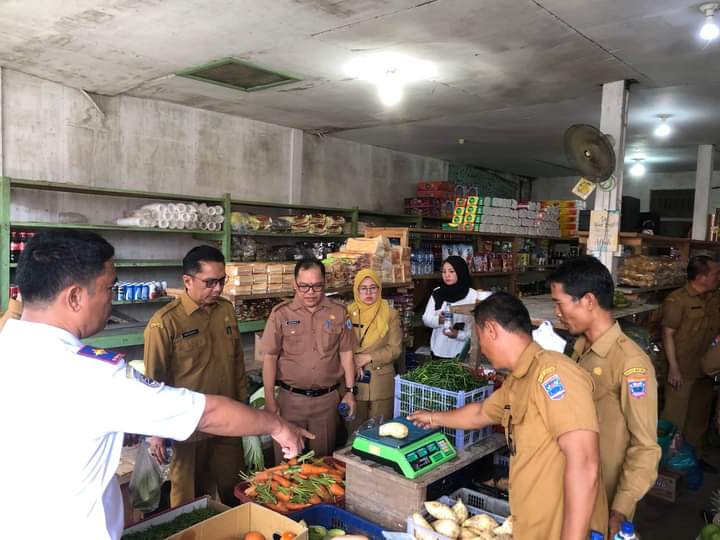 Stok 9 Bahan Pokok di Mentawai Aman, Sekda Tegaskan Harga Terjangkau dan Bebas Penimbunan 2 Bahan