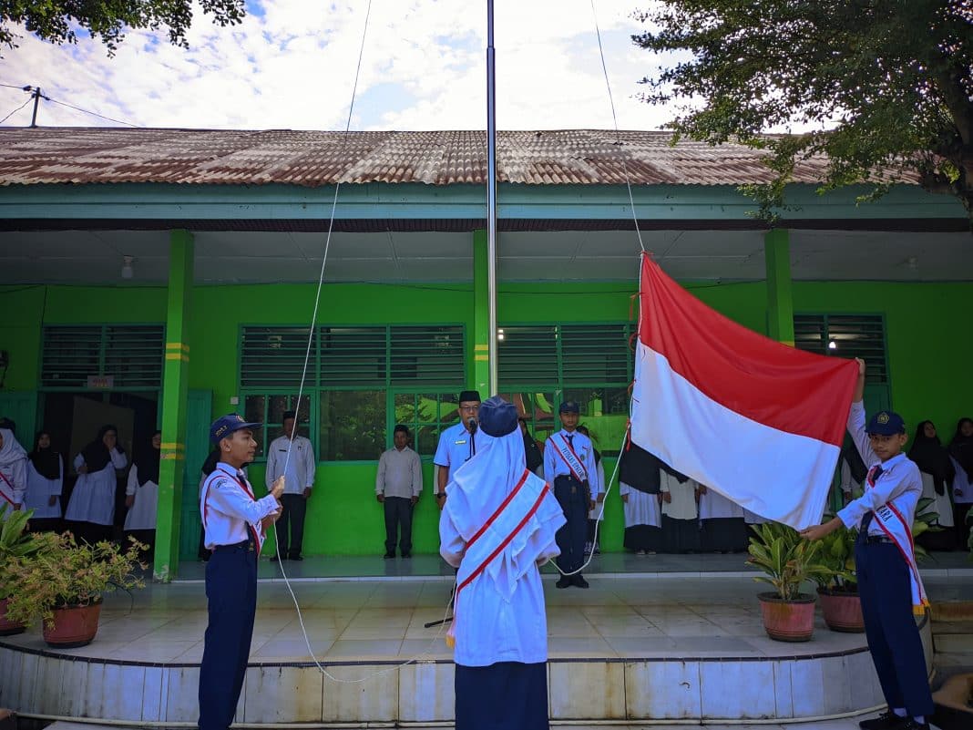 Upacara Perdana MTsN 2 Solok, Erdinal Semangati Siswa