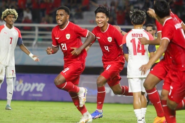 Piala AFF U-19: Indonesia Bantai Filipina 6-0 2 iqbal 1 02a6ef2