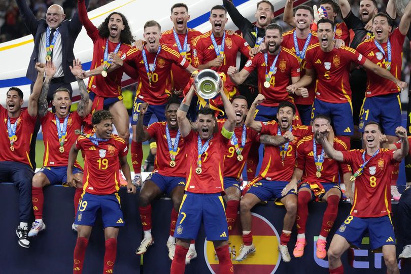 spanyol juara euro24 34904cd