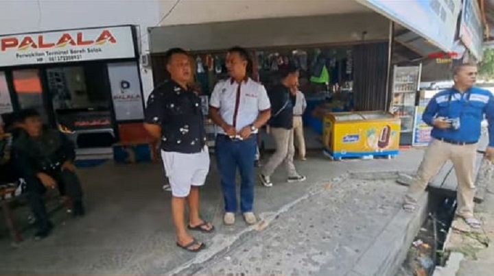 Pastikan Pengemudi Bebas Narkoba, PO. Palala Gelar Tes Urine bersama BNN Kab. Solok 1 00404 palala tes b