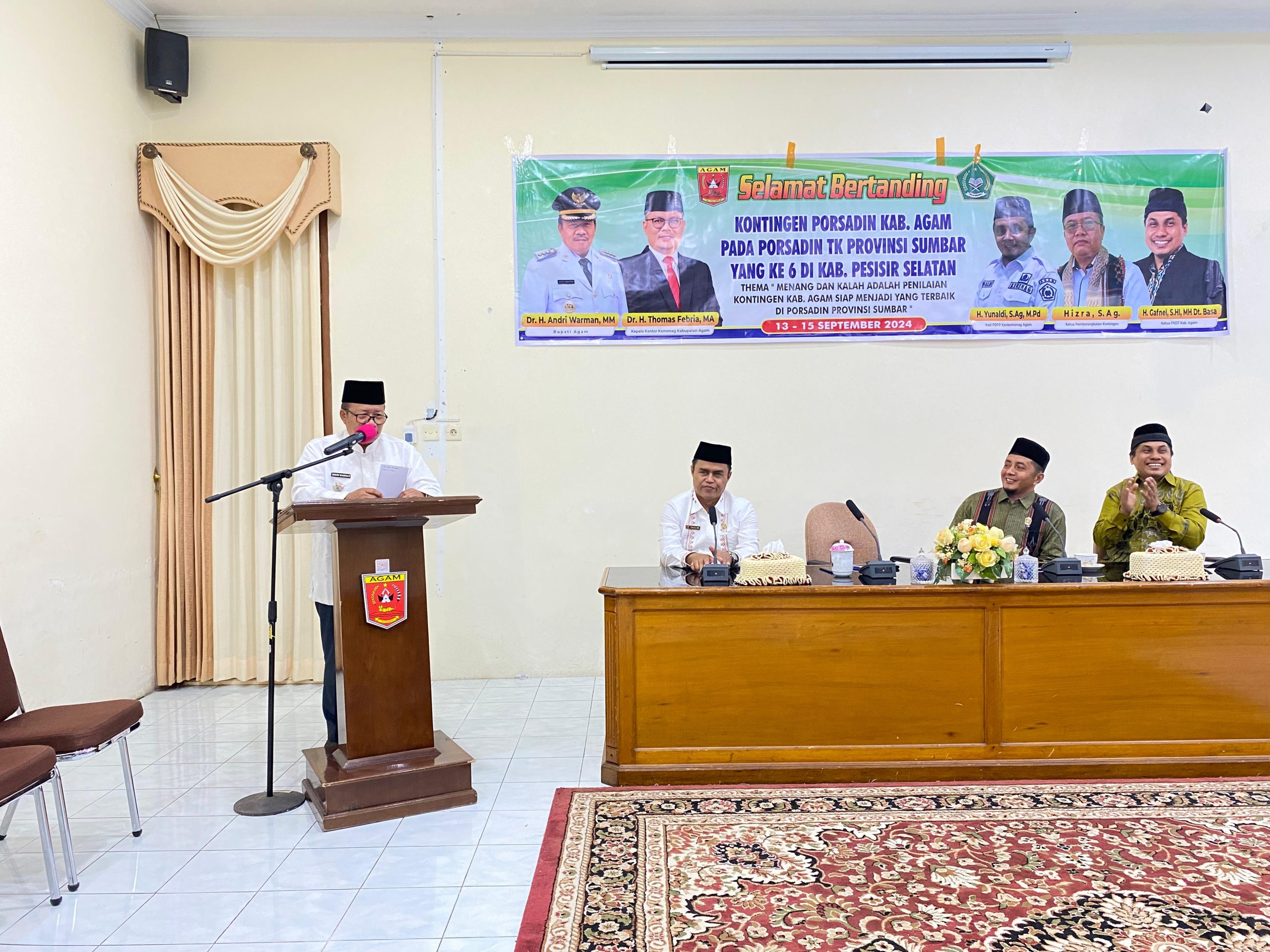 Bupati Andri Warman Melepas Secara Resmi K0ntingen Porsadin Kabupaten Agam 2 Bupati Andri Warman Melepas Secara Resmi Kontingen Porsadin Kabupaten Agam