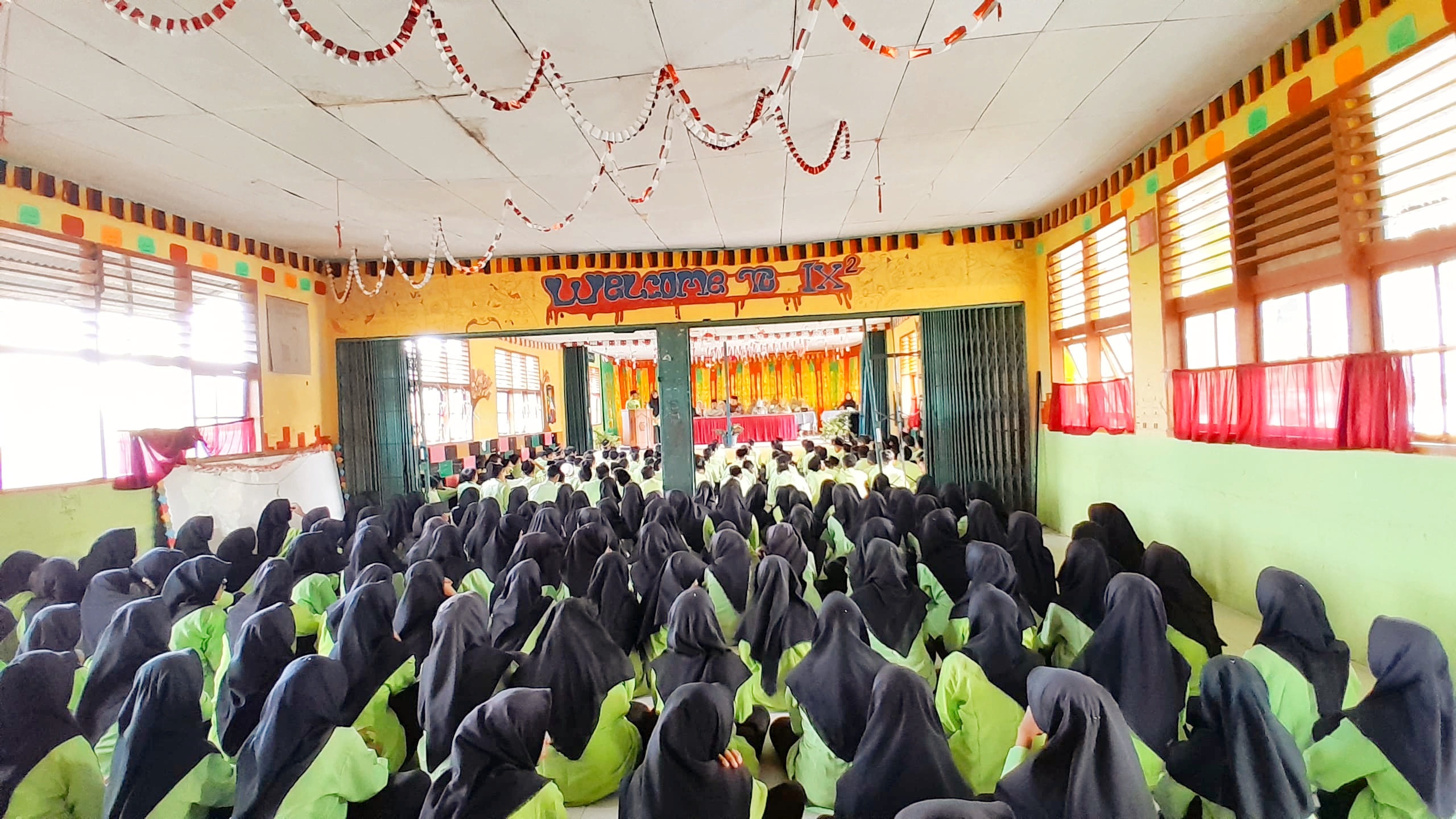Tabligh Akbar MTsN 4 Agam: Ustadz Syahrul Badri Ajak Generasi Z Teladani Akhlak Mulia Rasulullah