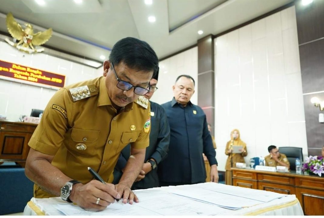 DPRD Ketok Palu Setujui APBD Perubahan Solsel 2024
