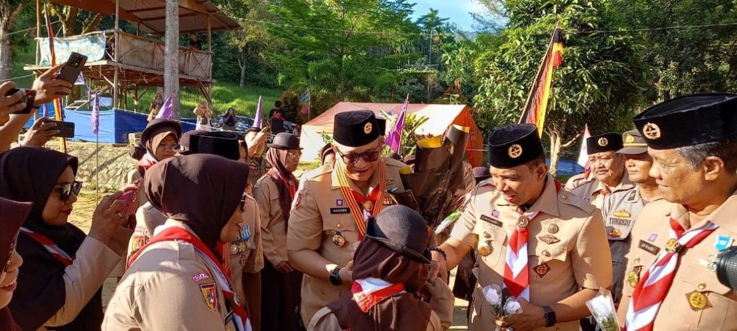 Ratusan Pelajar SLB Ikuti PPBK Kwarcab Kota Padang di Tiger Camp Lubuk Minturun