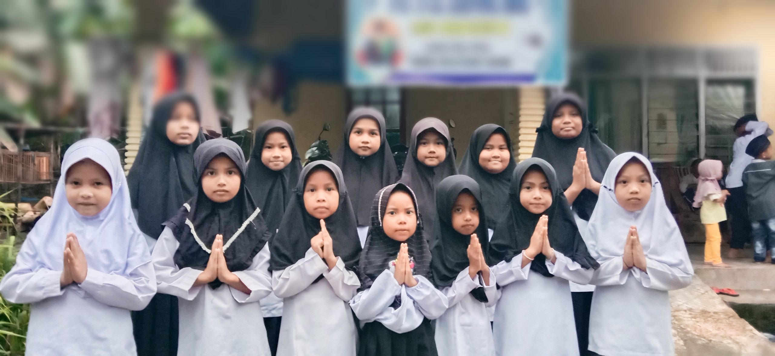 Semangat Mengaji Anak Nagari Manggopoh: TPQ Simpang Kiau Jadi Oase Ilmu Al-Quran 1 Semangat Mengaji Anak Nagari Manggopoh: TPQ Simpang Kiau Jadi Oase Ilmu Al-Quran