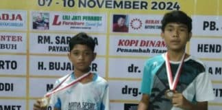 Dua Siswa MTsN 3 Kota Pariaman Raih Prestasi pada Bulutangkis