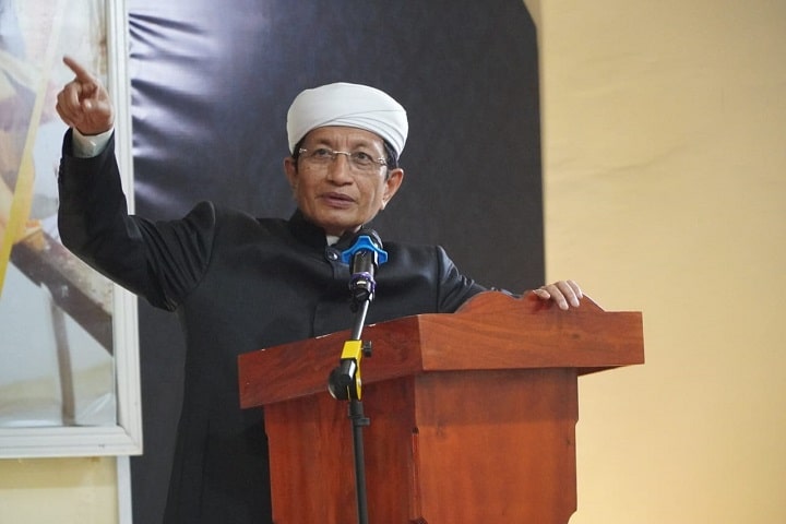 Menag Nasaruddin Umar: Tidak Ada Beda, Santri Juga Dapat Makan Gratis 2 00102 santri makan gratis b