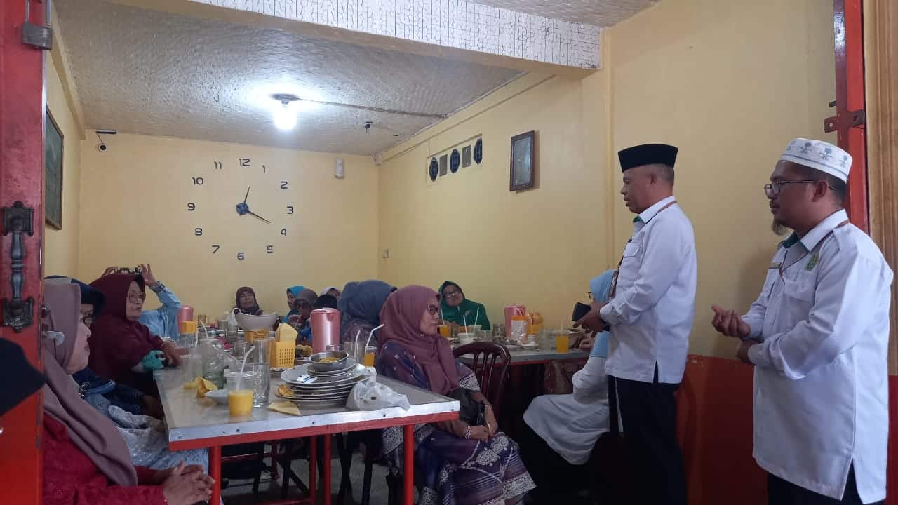 Kakan Kemenag Apresiasi Permata BKMT Bukittinggi: Terus Berkarya, Jaga Kekompakan