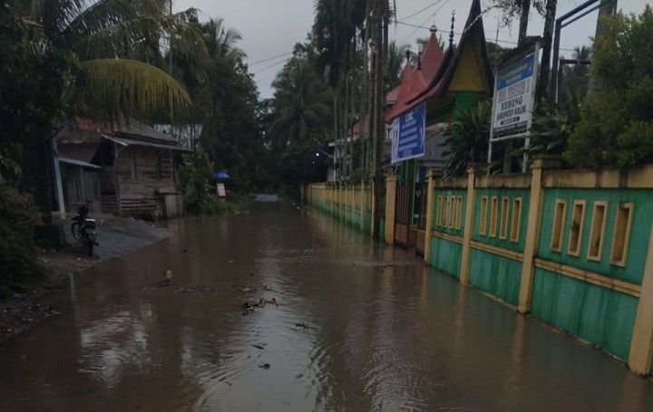 02711 banjir mg tanah b